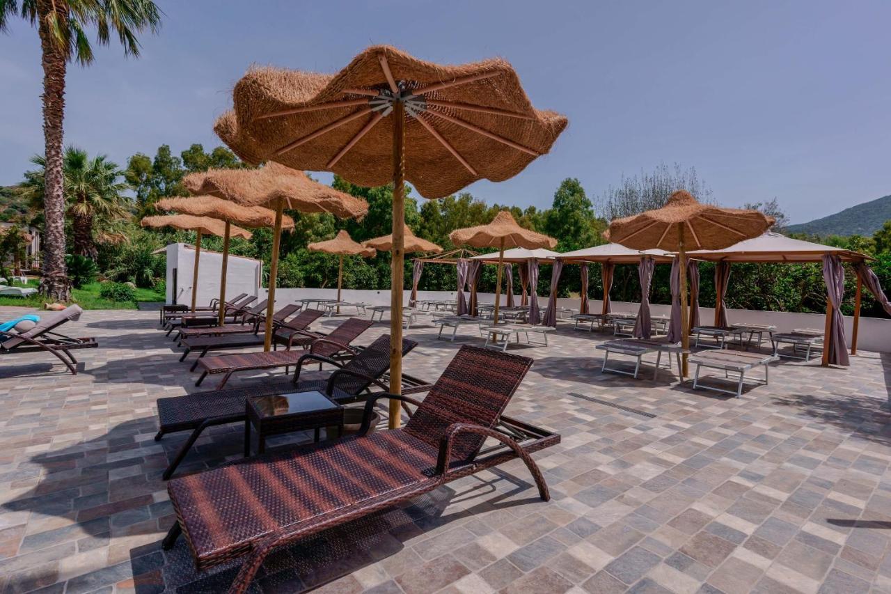 Il Monastero Hotel Geremèas Екстериор снимка