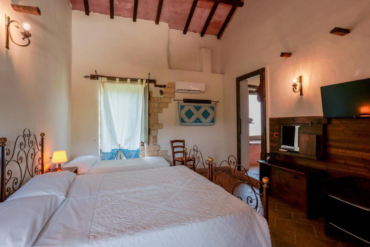 Il Monastero Hotel Geremèas Екстериор снимка